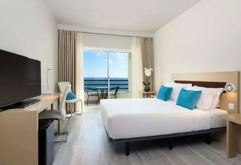 اتاق پرمیوم با چشم‌انداز دریا, Tryp by Wyndham Lisboa Caparica Mar