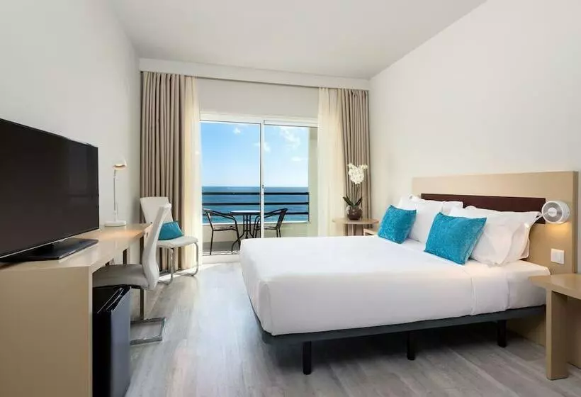 اتاق پرمیوم با چشم‌انداز دریا, Tryp by Wyndham Lisboa Caparica Mar