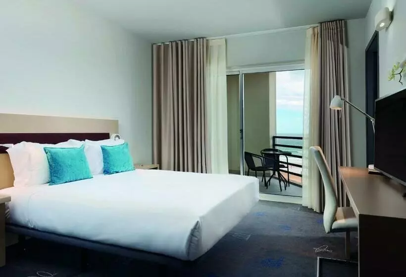 سوئیت پریمیوم با چشم‌انداز دریا, Tryp by Wyndham Lisboa Caparica Mar