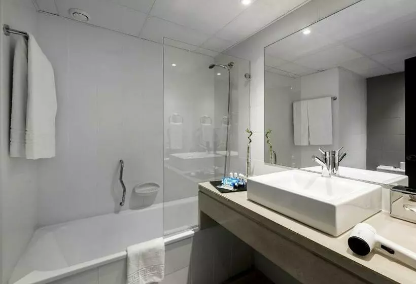سوئیت پریمیوم با چشم‌انداز دریا, Tryp by Wyndham Lisboa Caparica Mar
