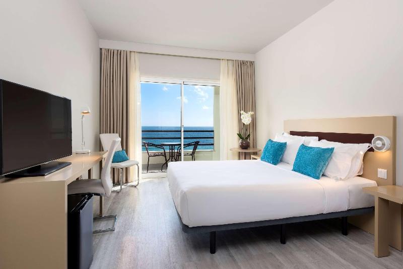 اتاق پرمیوم با چشم‌انداز دریا, Tryp by Wyndham Lisboa Caparica Mar