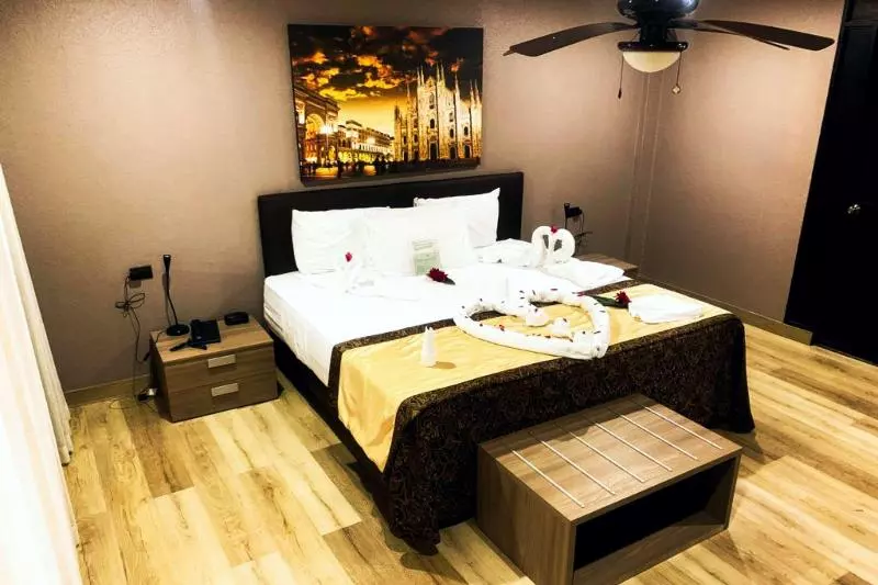 آپارتمان 1 خوابه, The Patio Suite