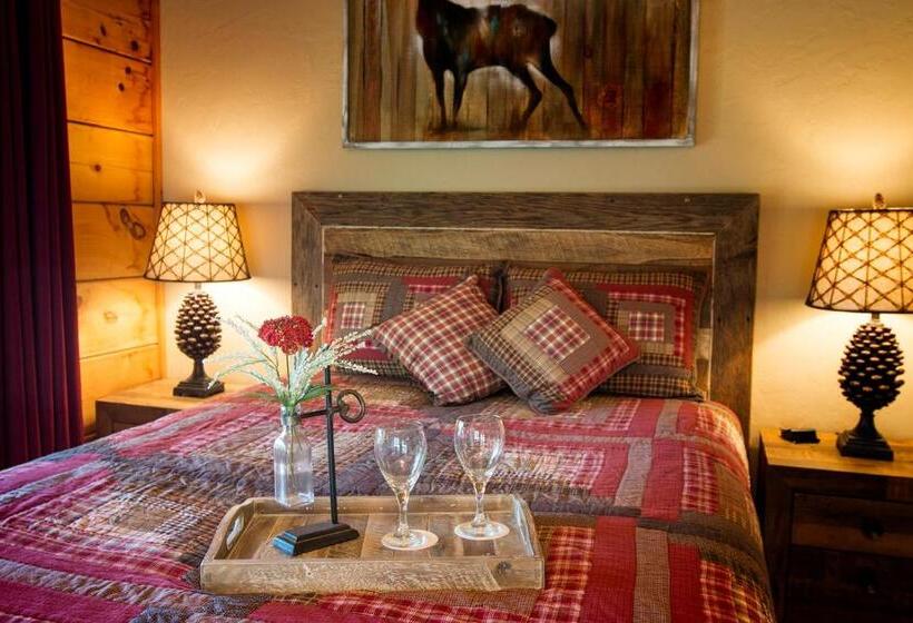 Номер Стандарт с Балконом, Lazy Bear Lodge