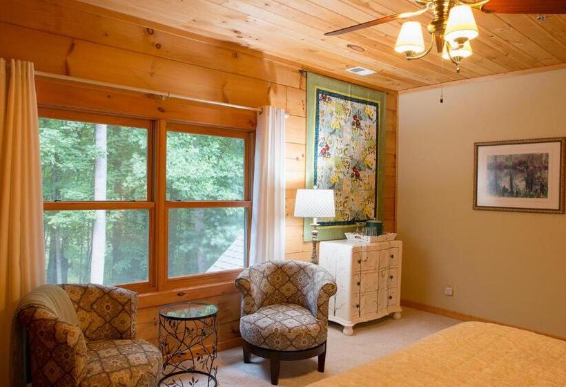 غرفة ديلوكس سرير كينج, Lazy Bear Lodge