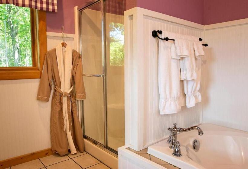 غرفة قياسية سرير كينج, Lazy Bear Lodge