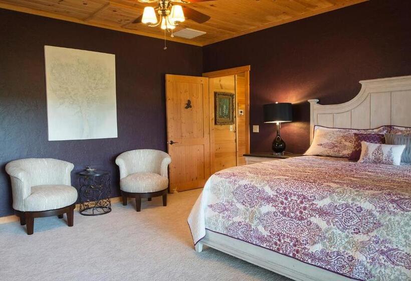 غرفة قياسية سرير كينج, Lazy Bear Lodge