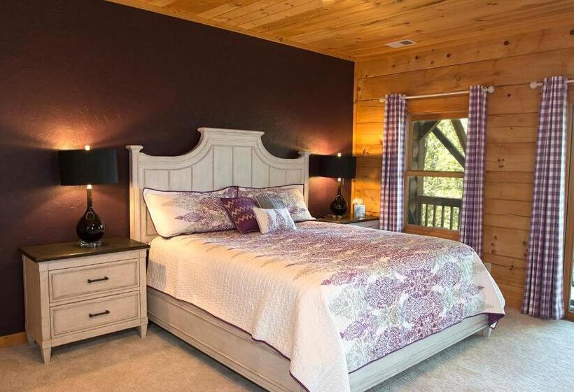 غرفة قياسية سرير كينج, Lazy Bear Lodge