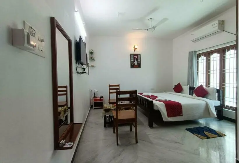 اتاق لوکس, Sunflower Villa