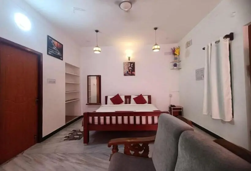 سوئیت 2 خوابه, Sunflower Villa