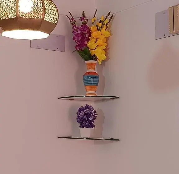 سوئیت 2 خوابه, Sunflower Villa