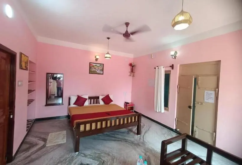 سوییت خانوادگی, Sunflower Villa