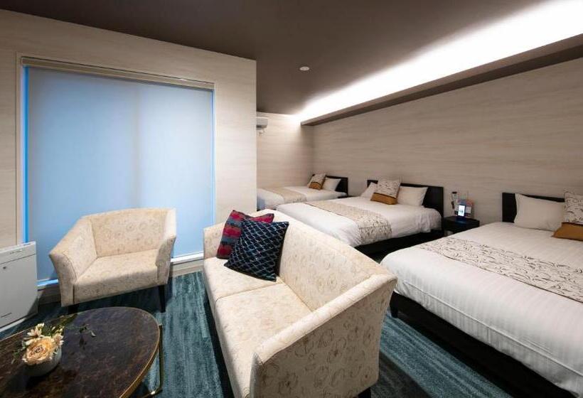 اتاق لوکس سه تخته, Grand Base Takamatsu