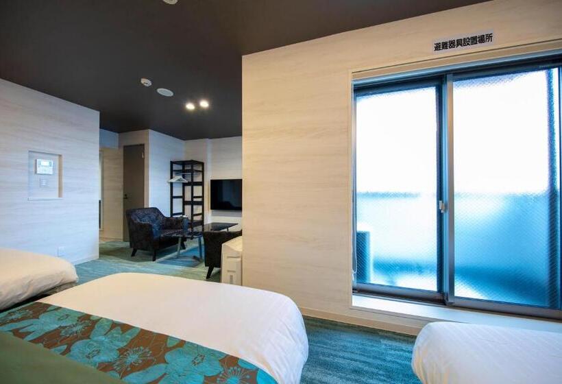 اتاق استاندارد سه نفره, Grand Base Takamatsu