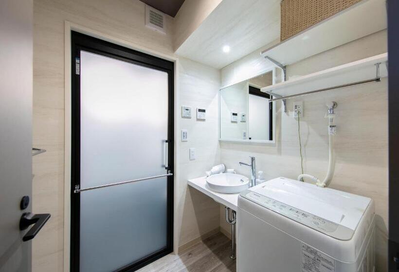 اتاق استاندارد سه نفره, Grand Base Takamatsu