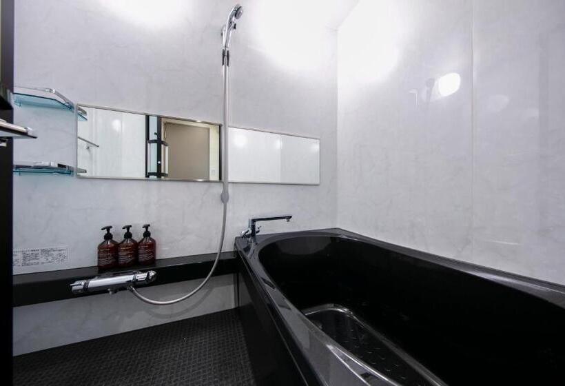 اتاق استاندارد سه نفره, Grand Base Takamatsu