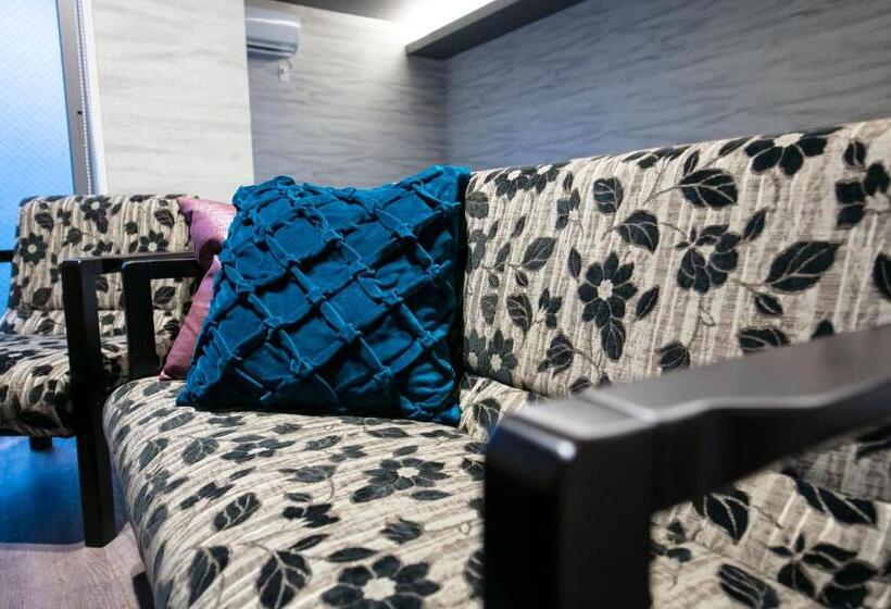 اتاق لوکس سه تخته, Grand Base Takamatsu