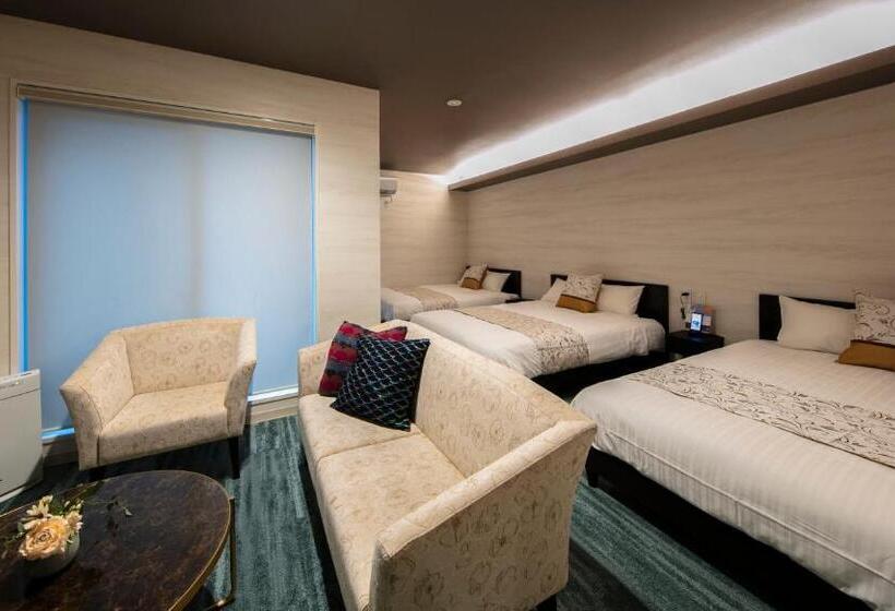 اتاق استاندارد سه نفره, Grand Base Takamatsu