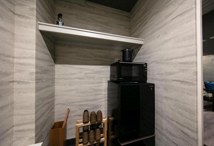 اتاق لوکس سه تخته, Grand Base Takamatsu