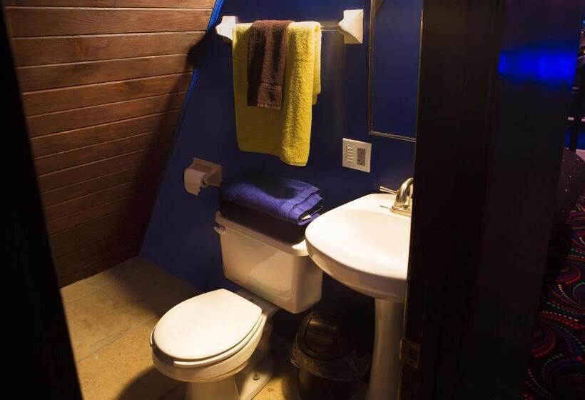 סוויטה נוף להרים, Hicksville Pines Chalets & Motel