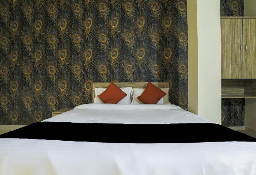 اتاق استاندارد, Collection O Hotel Kaku