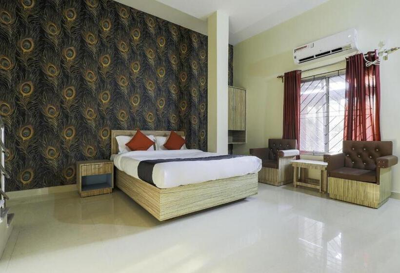 اتاق استاندارد, Collection O Hotel Kaku