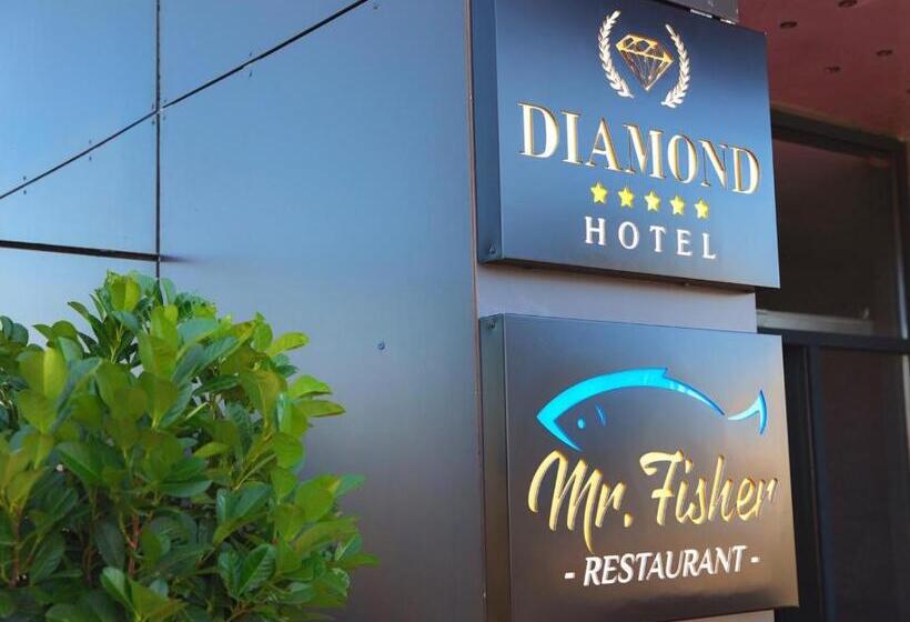 اتاق استاندارد سه نفره, Diamond Prishtina