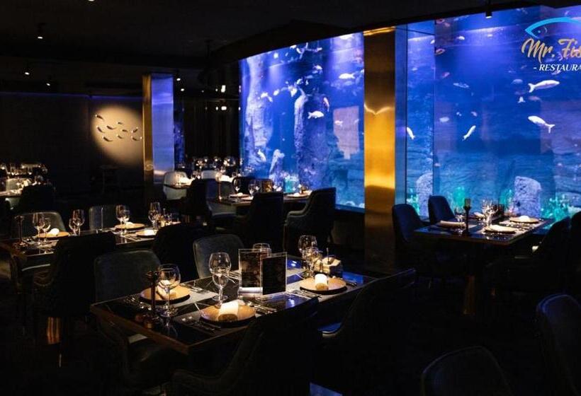 اتاق استاندارد سه نفره, Diamond Prishtina