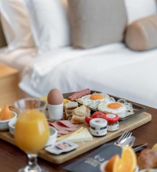 اتاق استاندارد سه نفره, Diamond Prishtina