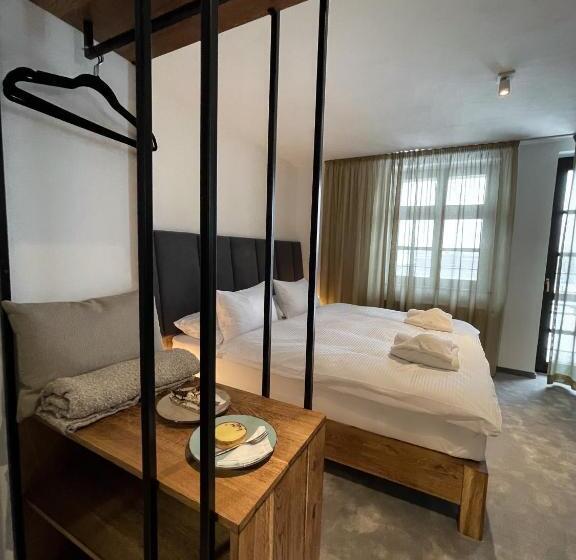 带阳台的豪华间, Boutique Hotel & Spa Doma U Nás   Entry Aquacity Free