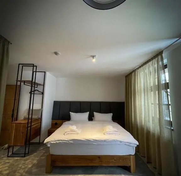 اتاق لوکس با بالکن, Boutique Hotel & Spa Doma U Nás Entry Aquacity Free