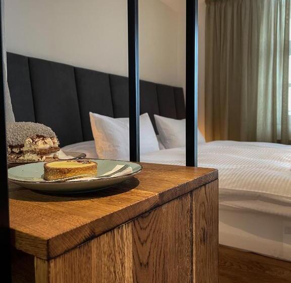 带阳台的豪华间, Boutique Hotel & Spa Doma U Nás   Entry Aquacity Free