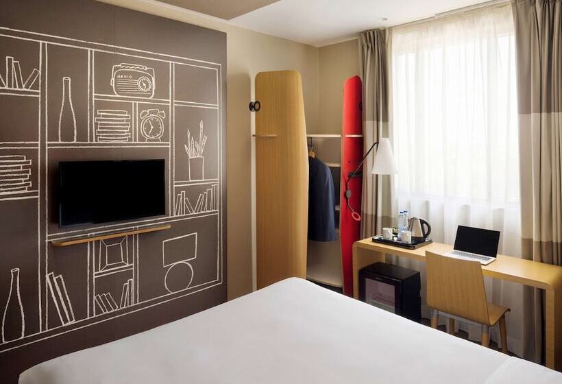 景色の見えるダブルベッドスタンダードルーム, Ibis Jeddah City Center