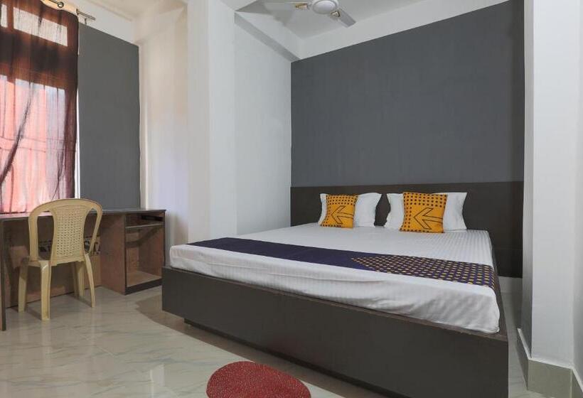 三人经典房间, Spot On 64662 Hill View Guest House