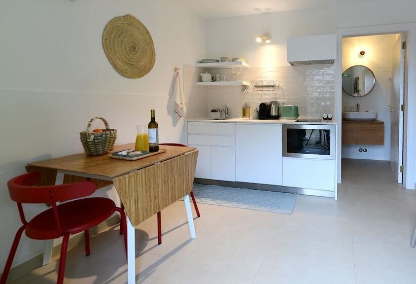 Апартаменты 1 Спальня, Vila Coura