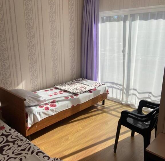 اتاق استاندارد سه تخته با بالکن, у сергея и веры