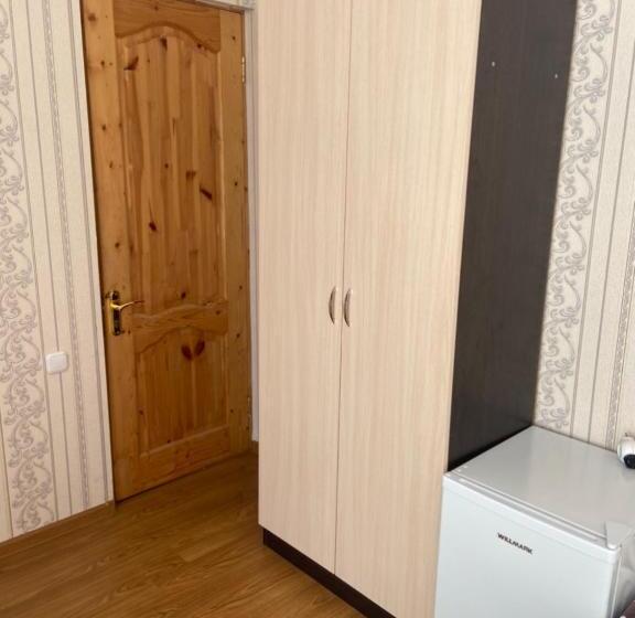 اتاق استاندارد سه تخته با بالکن, у сергея и веры