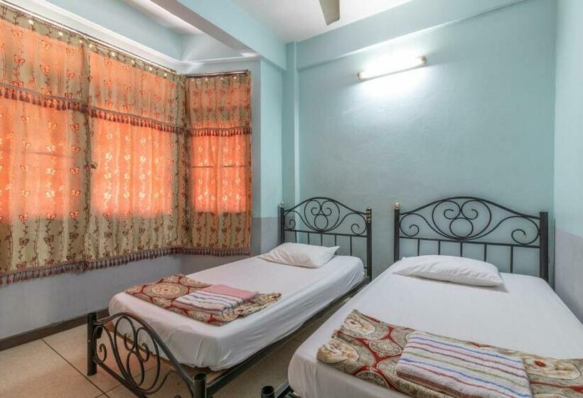 اتاق استاندارد, 7 Holder Guesthouse