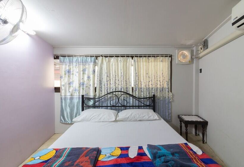 اتاق استاندارد, 7 Holder Guesthouse