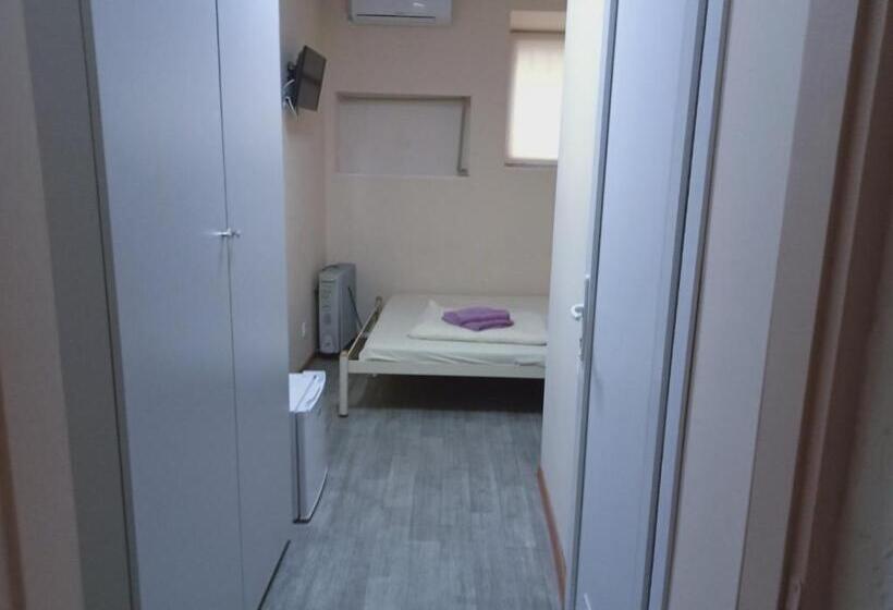 اتاق استاندارد, адмирал хостел