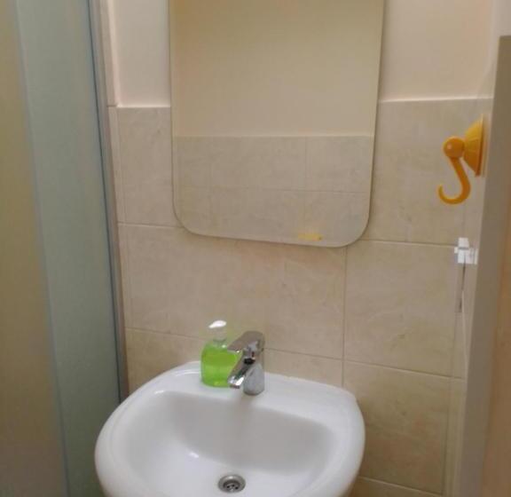 اتاق عادی, адмирал хостел