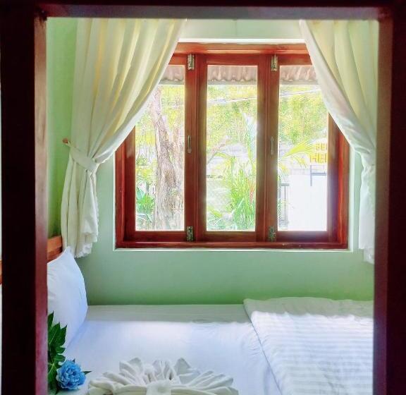 اتاق استاندارد چهار تخته, Ben Guesthouse Phu Quoc