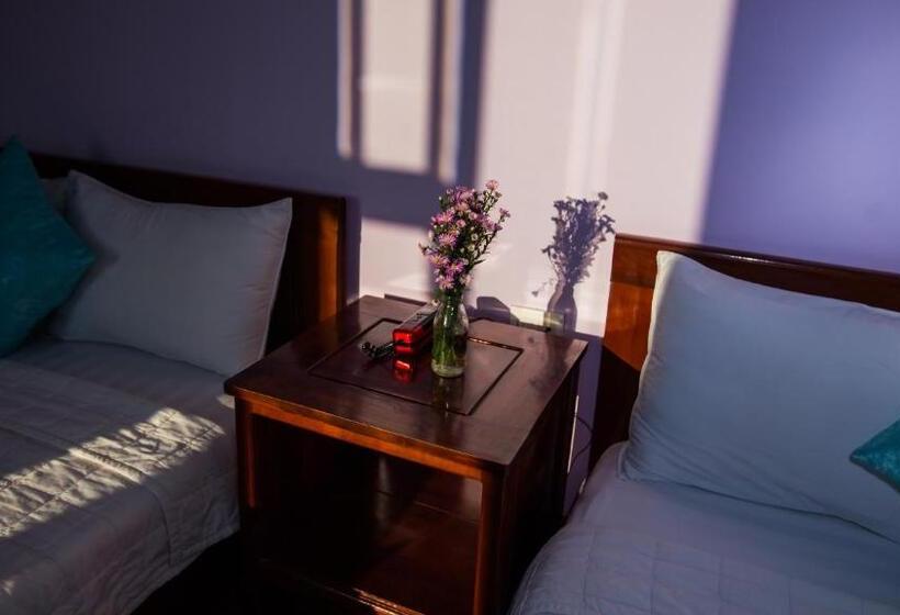 اتاق لوکس, Th Quy Nhơn