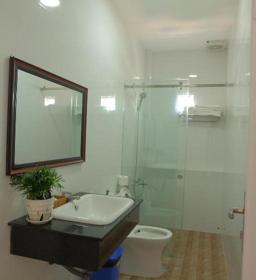 اتاق لوکس, Th Quy Nhơn