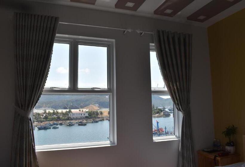 اتاق استاندارد با چشمانداز دریا, Th Quy Nhơn