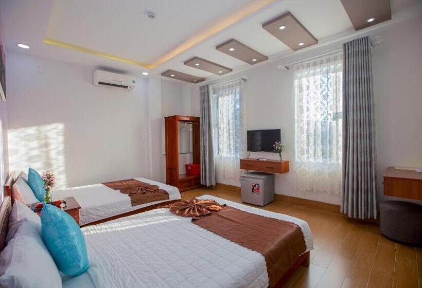 اتاق لوکس, Th Quy Nhơn