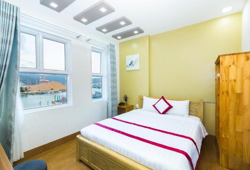 اتاق استاندارد با چشمانداز دریا, Th Quy Nhơn