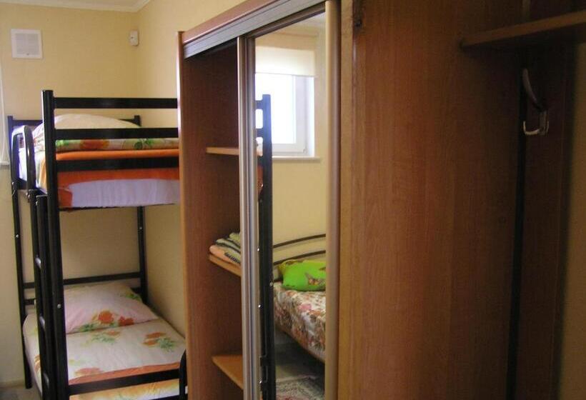 اتاق خانوادگی, лиманский берег