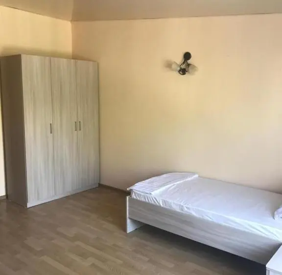 اتاق اکونومی, гостиница альянс