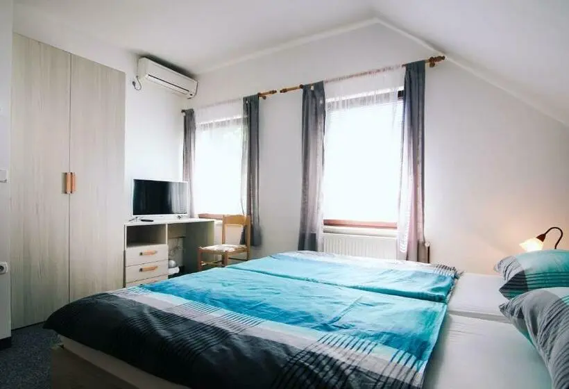 اتاق استاندارد, Bed And Breakfast Kreft