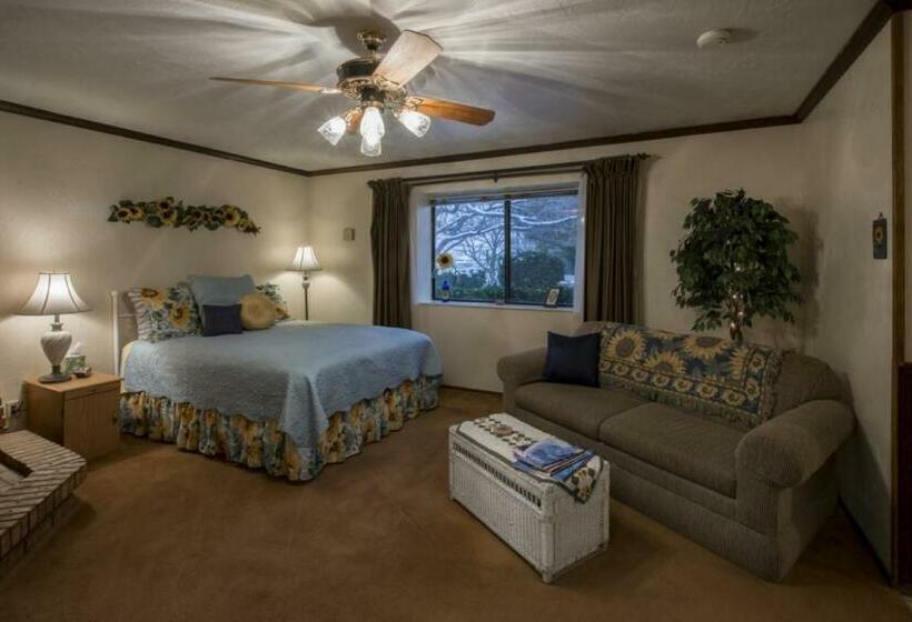 جناح عائلي, Canyon Colors Bed And Breakfast